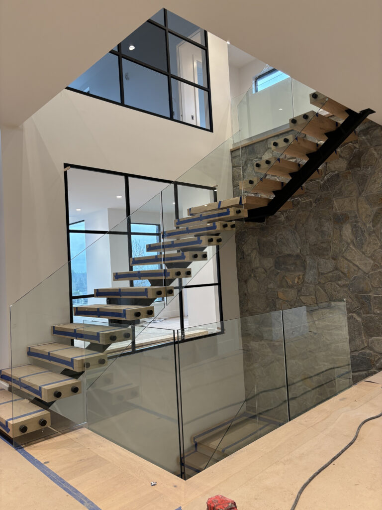 Glass for staircase